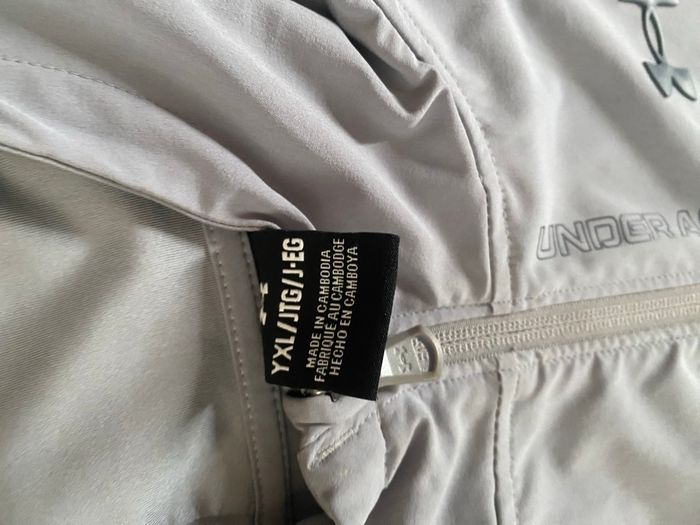 Veste Under Armour gris - photo numéro 5