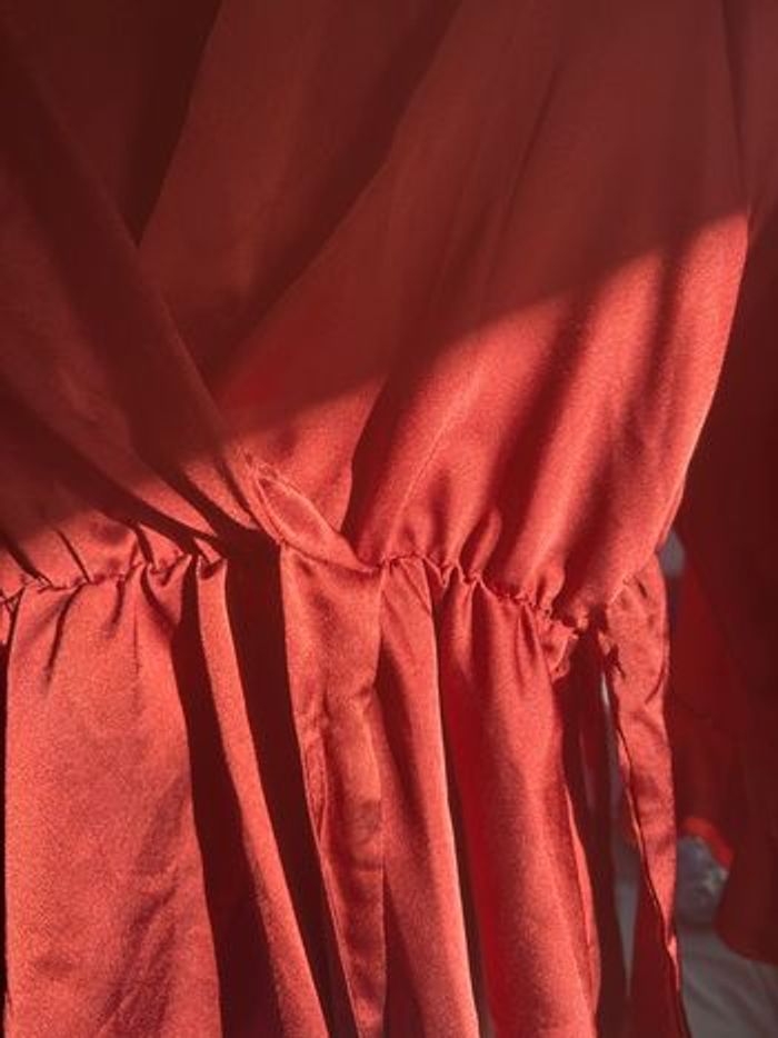 Top cache cœur effet satin - photo numéro 6