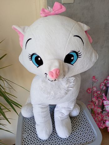 Peluche marie 
