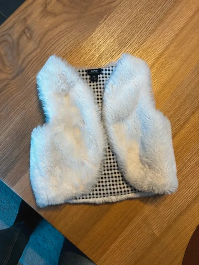 Gilet fausse fourrure