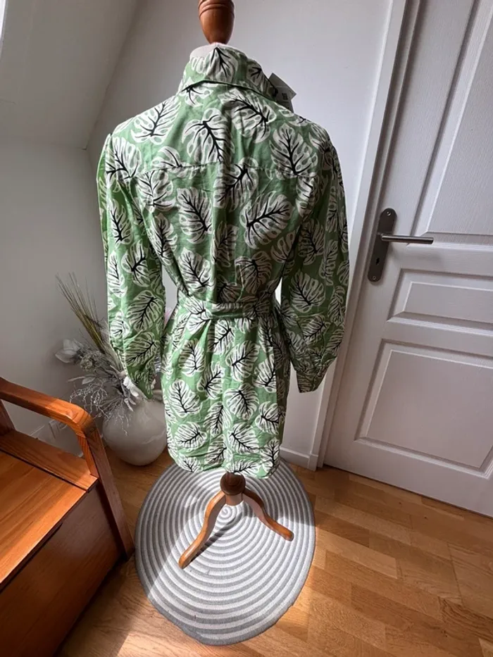 🌿 Robe chemise imprimé feuillage vert tilleul  – Zara – Modèle Olivia Neuve avec étiquette - photo numéro 14