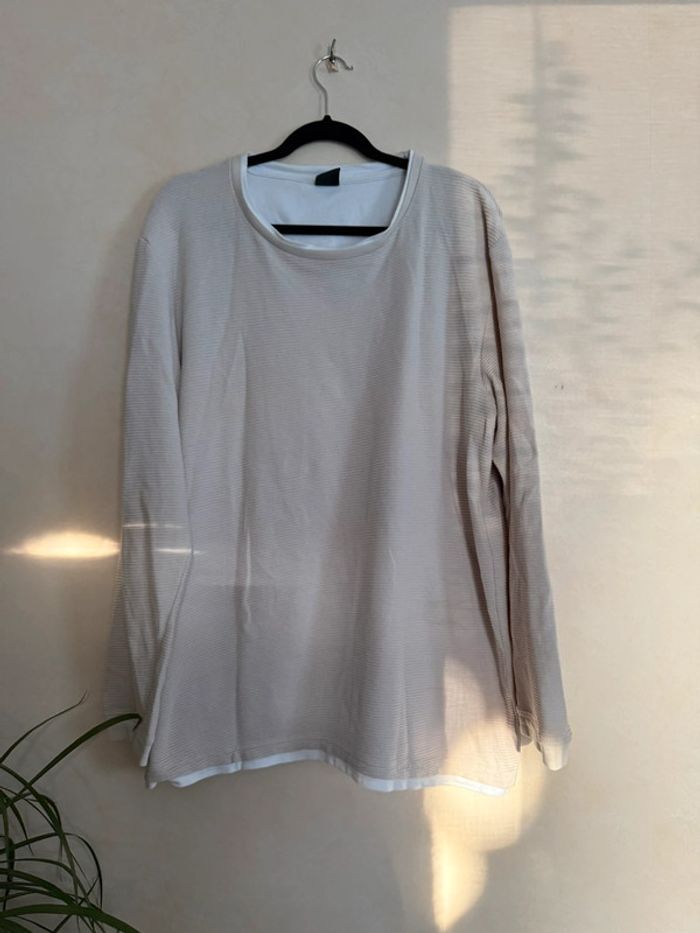 Tee shirt manches longues/pull léger