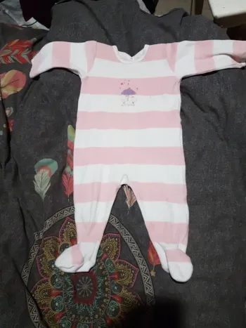 Pyjama  petit bateau  fille 9 mois