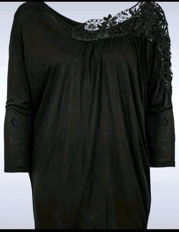 Top noir manche dentelle 38