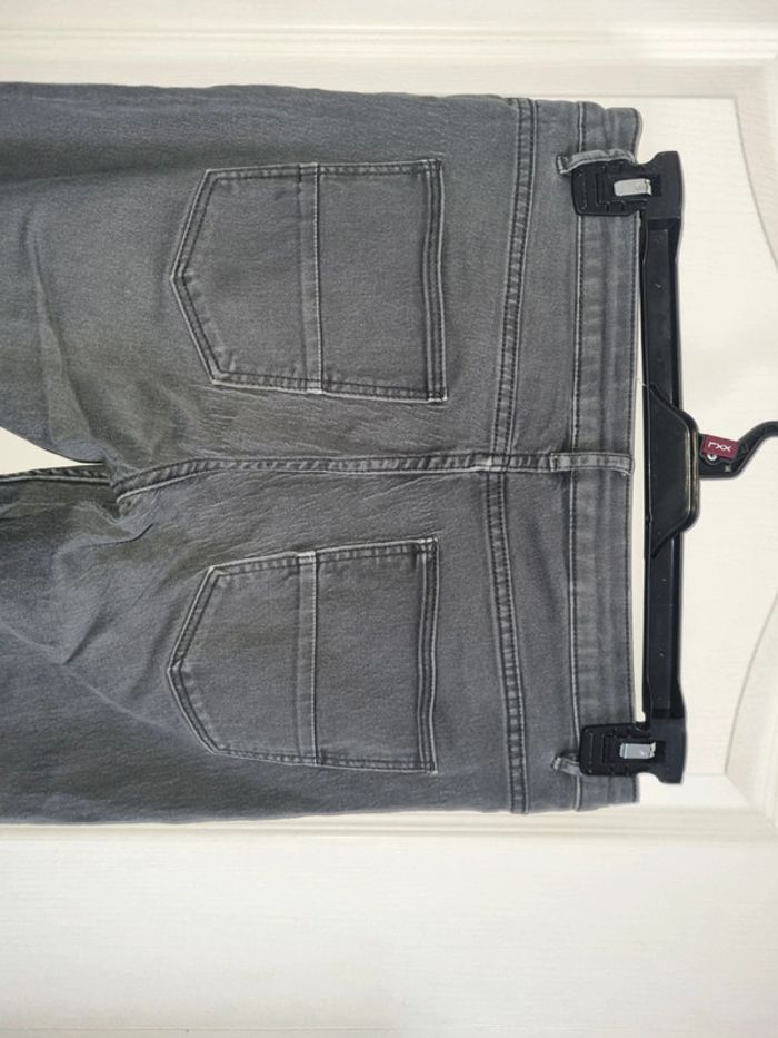 Jean t42 - photo numéro 4