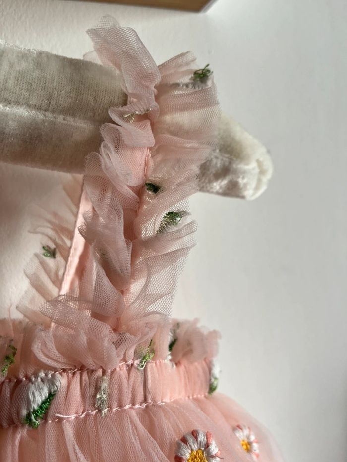 Robe fluide tulle rose fleuris pâquerette ou marguerite - photo numéro 4