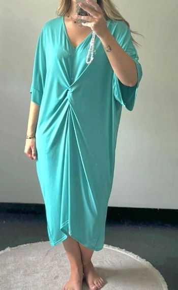Robe neuve sans étiquette torsadée turquoise taille jusqu au 50