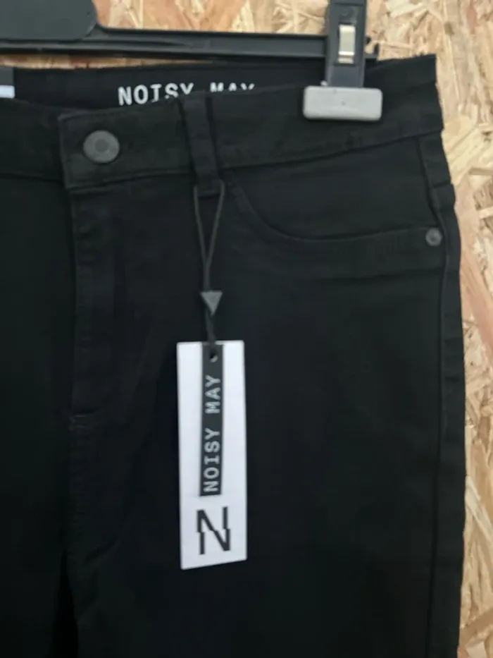 Jeans skinny noir - photo numéro 4