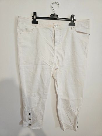 Pantacourt taille 48