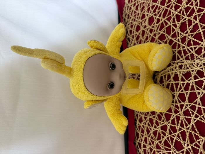 lala-laa lala teletubbies doudou peluche hochet tomy - photo numéro 2