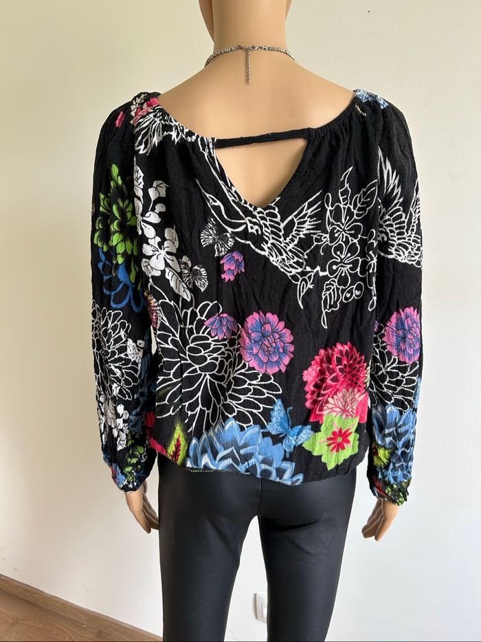 Blouse noire et fleurie à manches longues Desigual taille XS bon état - photo numéro 5