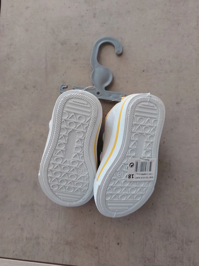 Chaussures / In Extenso / Taille 18 - photo numéro 3