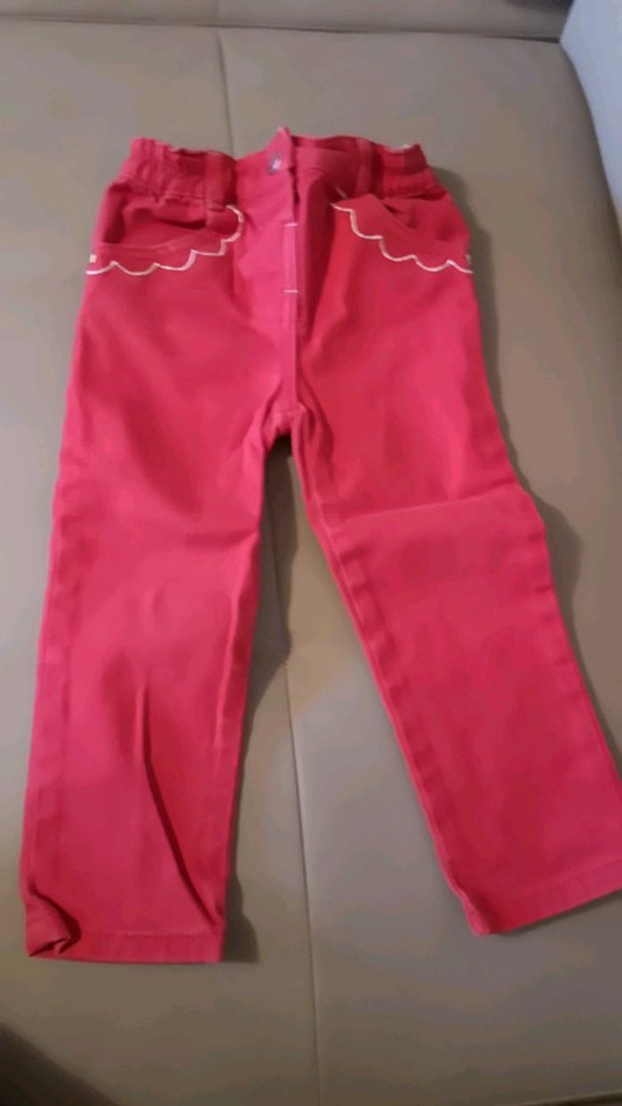 Pantalon rouge 23 mois