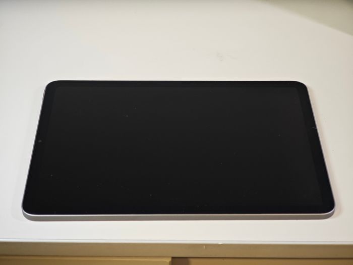 Tablette Apple iPad Air 5th Génération /10.9"/ Wifi/ 64Go/ Space Grey/ A2588/ 2 pochettes - photo numéro 6