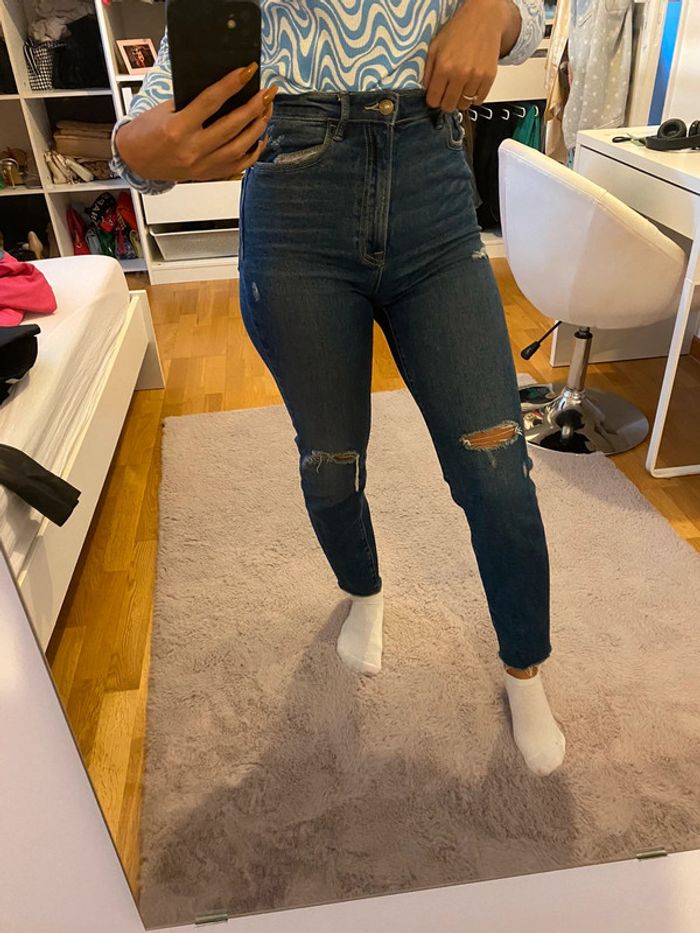 Jean mom taille haute  stradivarius bleu déchire s 36 - photo numéro 2