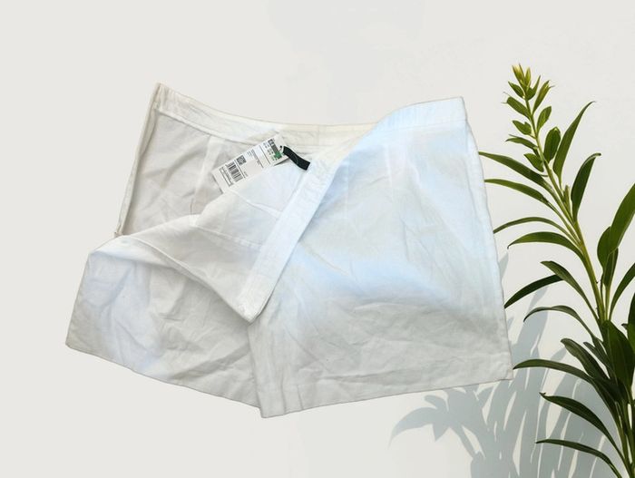Short Benetton neuf - photo numéro 3