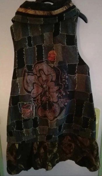 Tres beau manteau sans manches