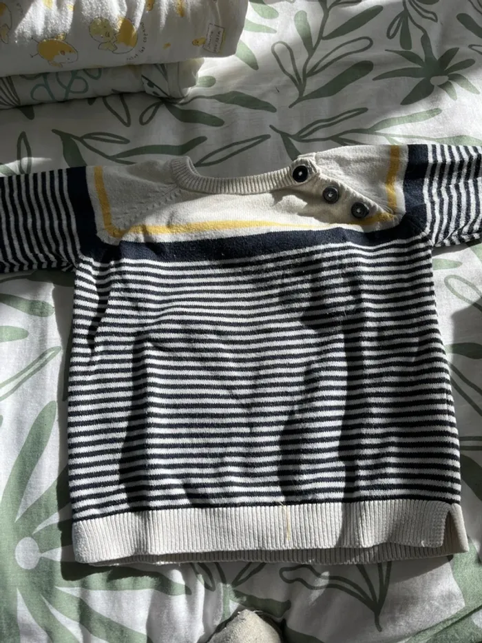 Pull fin