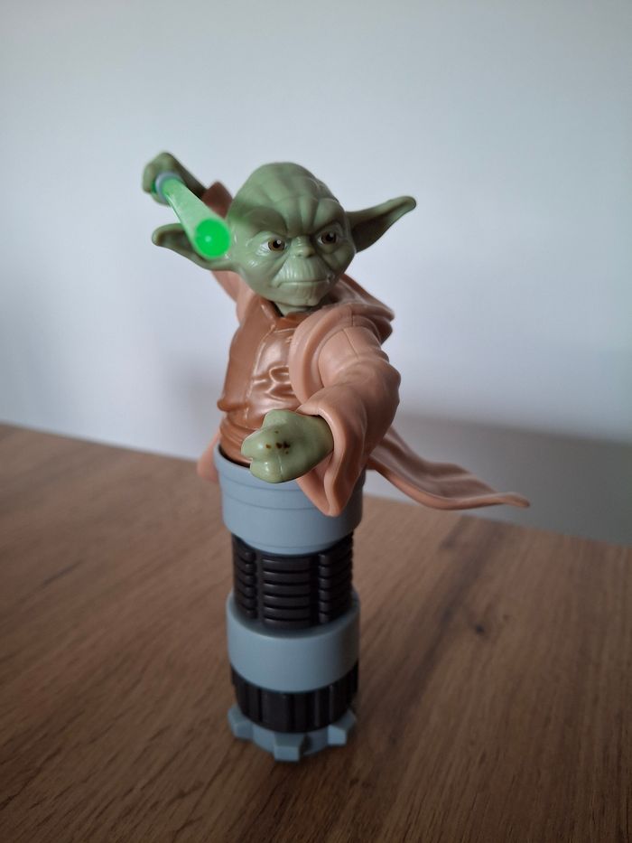 Figurines Yoda et Mandalorian - photo numéro 5