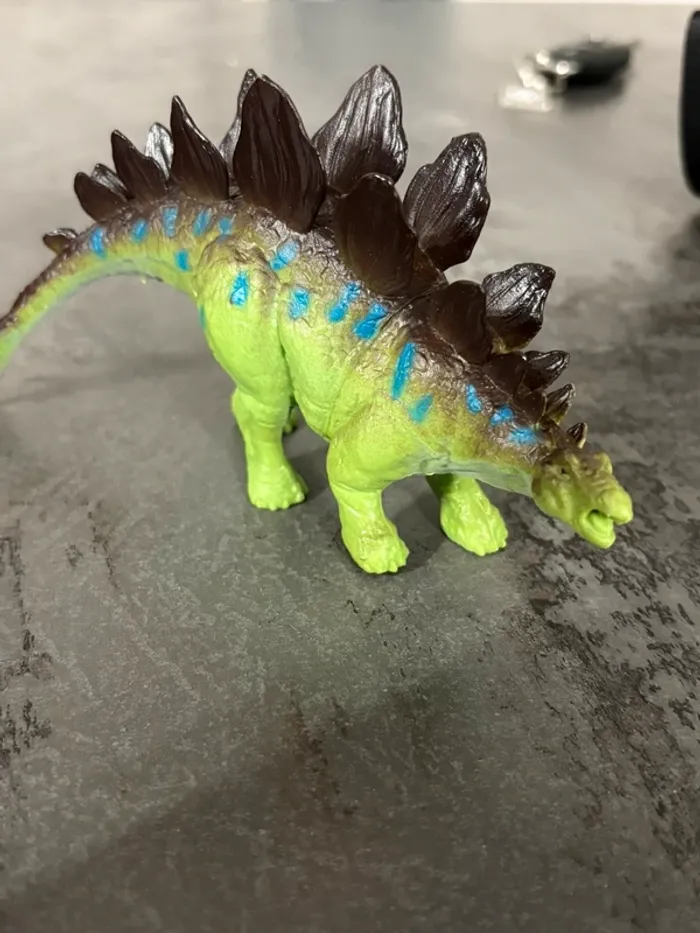 Lot 5 dinosaures - photo numéro 7