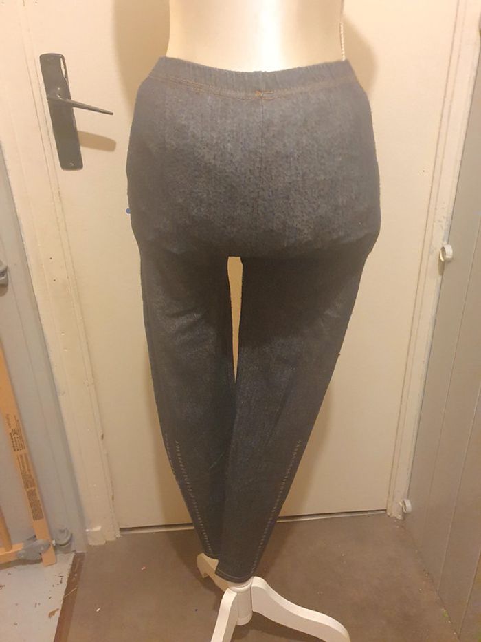 🌸Leggings taille xs on s en bon état