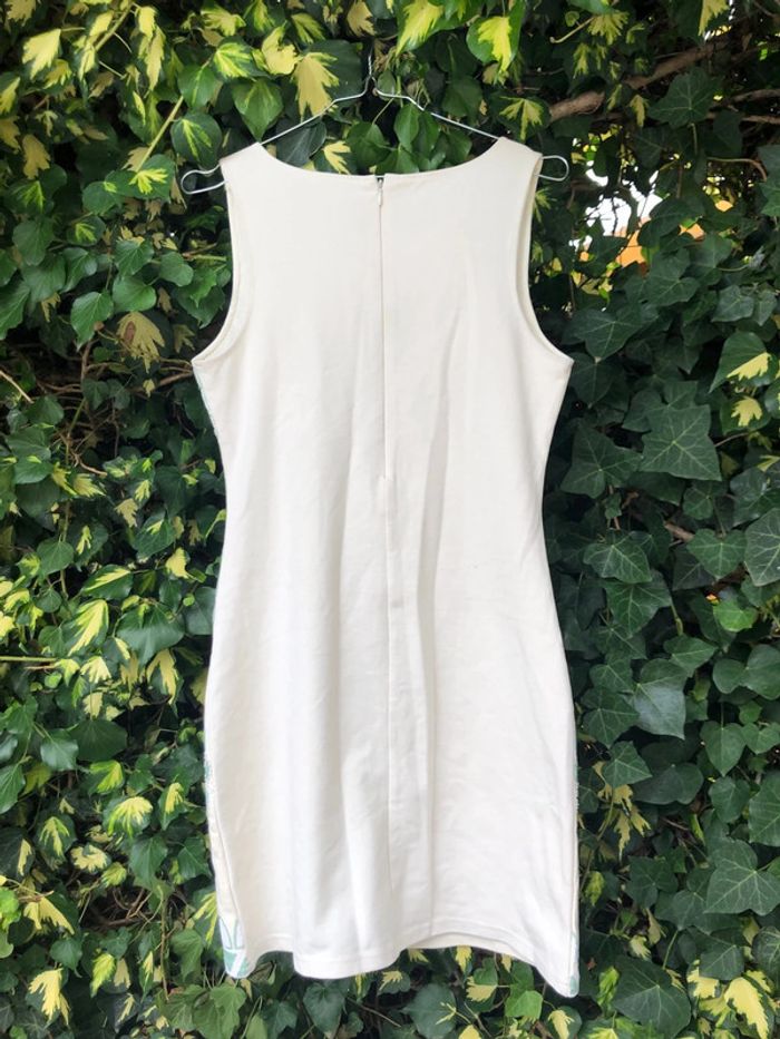 Robe près de corps molly bracken avec des perles - photo numéro 10
