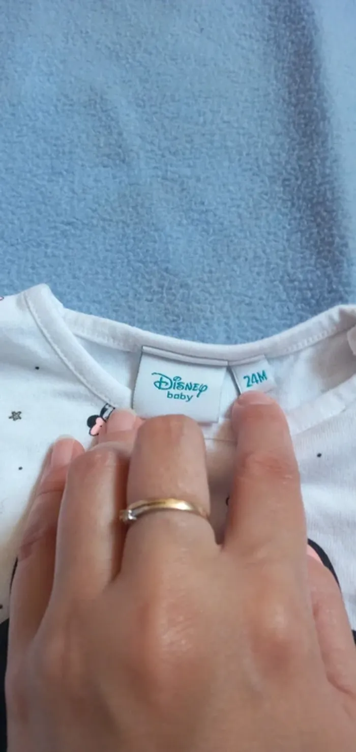 Pyjamas Disney Minnie taille 24 mois - photo numéro 3