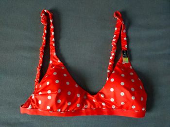 Haut de bikini à pois – Etam – Taille 40 – Neuf avec étiquette