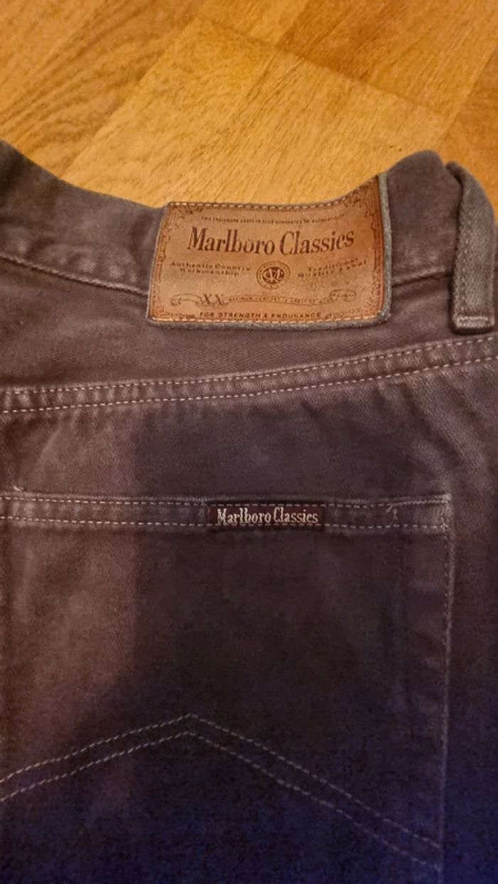 Jeans malboro - photo numéro 3