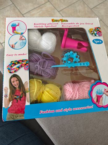Jeu de tricot pour enfants 