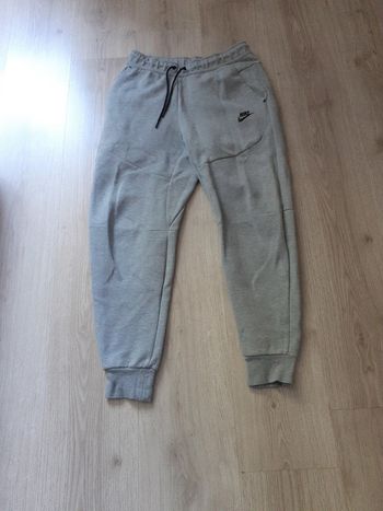 Jogging Nike Tech Fleece gris