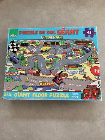 Puzzle géant circuit voiture 