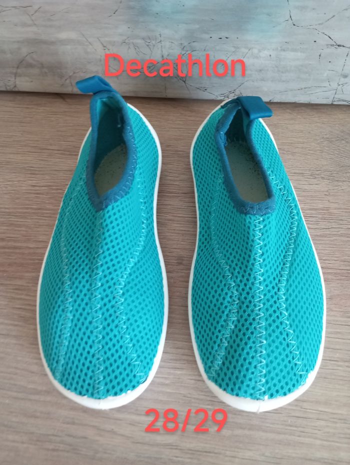 Chaussures aquatique garçon. 28/29.