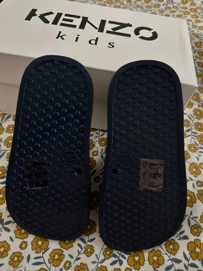 Paire de sandales Kenzo neuves t26 - photo numéro 2
