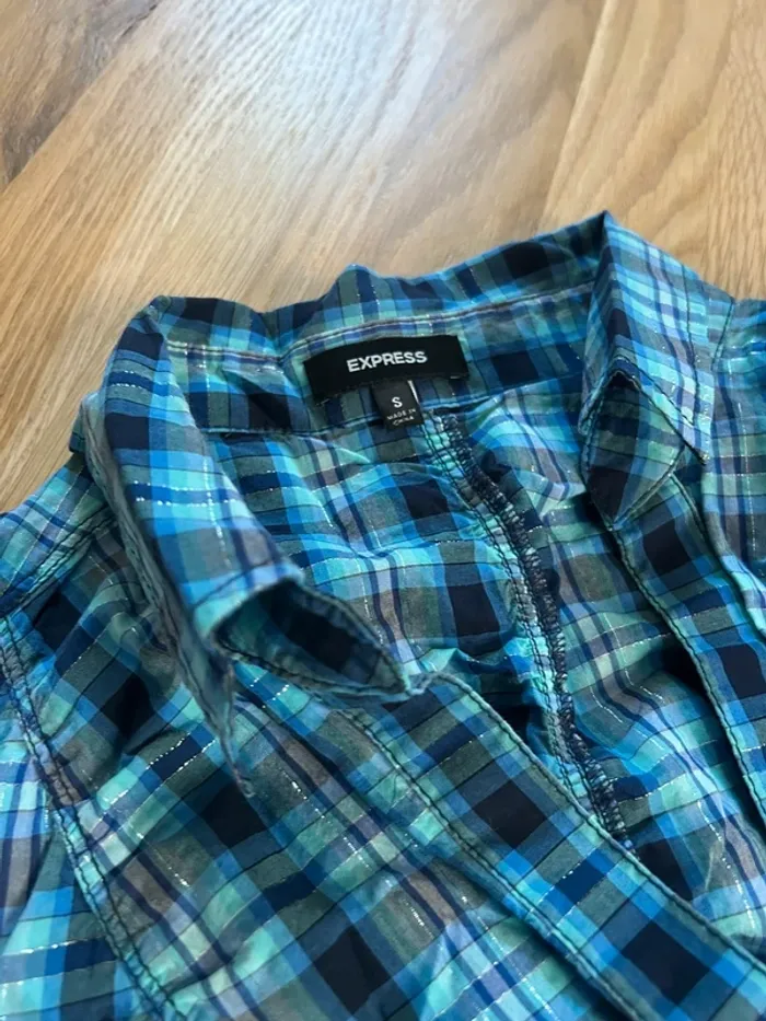 Express button down