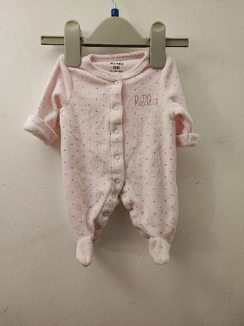 Dors bien bébé fille