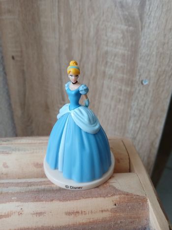Mini figurine Cendrillon décoration gâteau