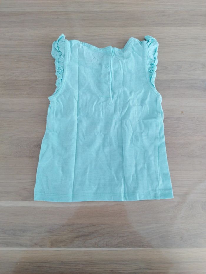 T-shirt sans manches - photo numéro 2