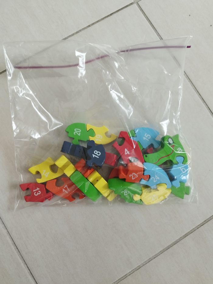 Puzzle serpent bois chiffres et lettres - photo numéro 2