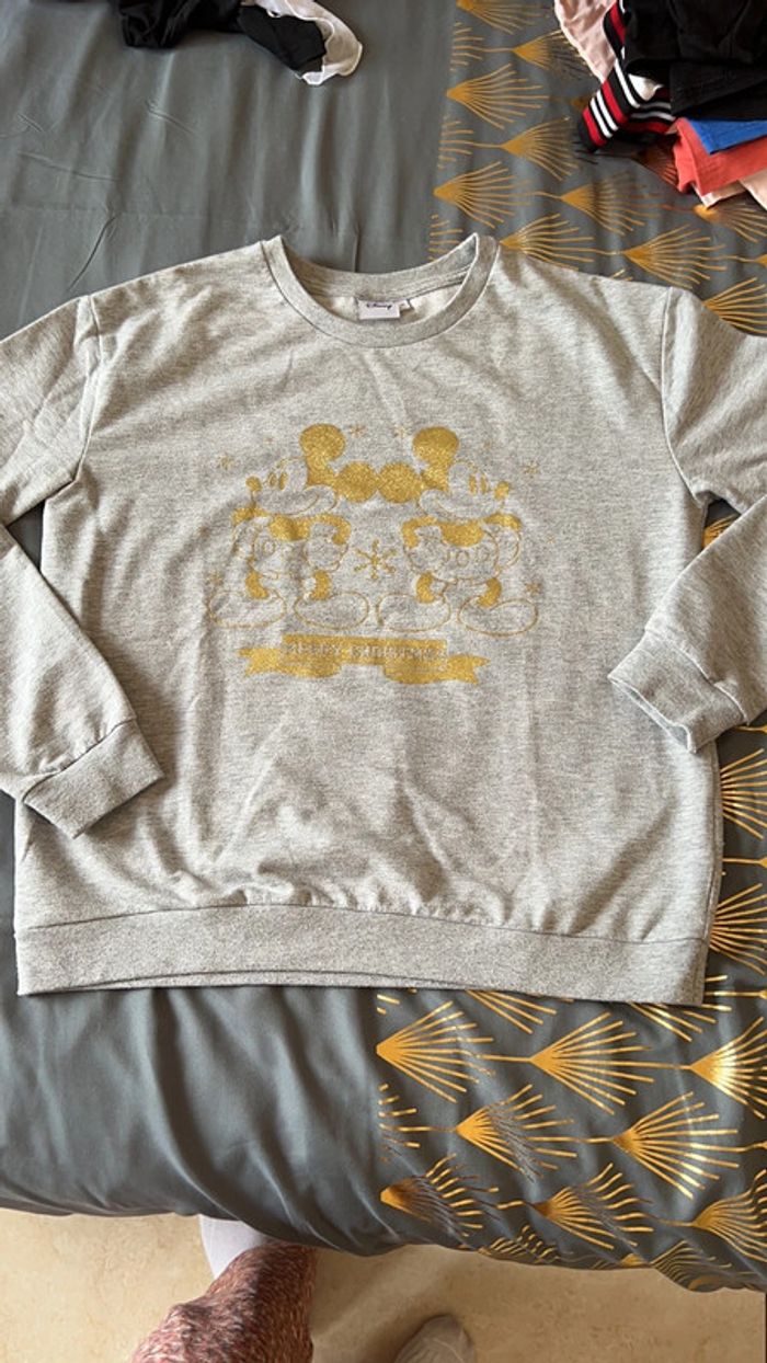 Sweat-shirt