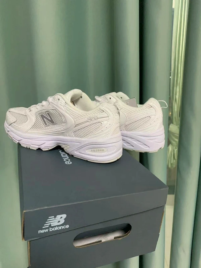 New Balance 530 taille 38.5 - photo numéro 4