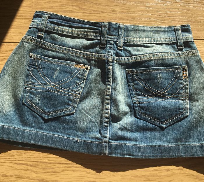 Jupe en jean taille M marque Vachon saint Tropez - photo numéro 4