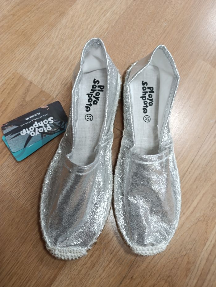 Espadrilles argentées T37 neuves