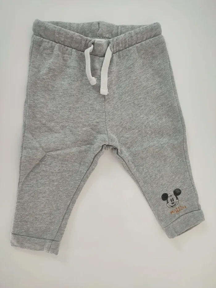 Jogging Mickey