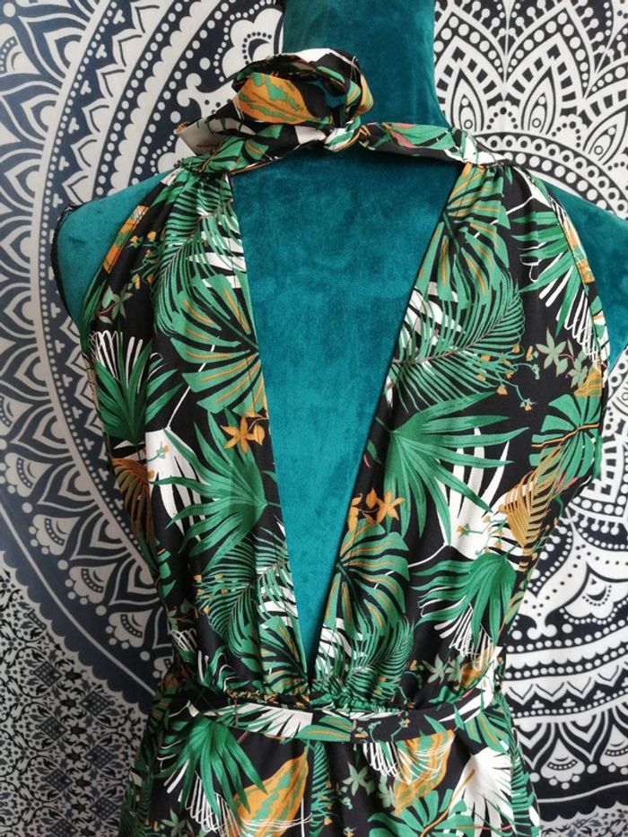 Combishort noire motifs tropicaux avec ceinture dos nu / shein / (XS) - photo numéro 7