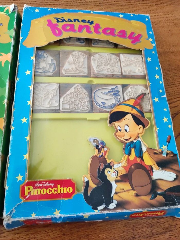 Lot de 24 tampons Disney - photo numéro 3