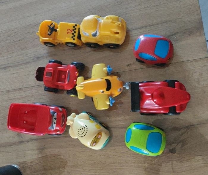 Lot 9 petit bolide enfants 0.50 cts la poece - photo numéro 2