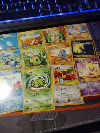 Lot 12 carte pokémon Neo jap