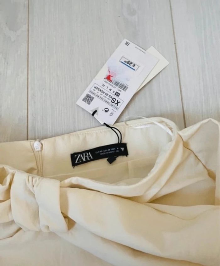 Mini jupe Zara taille XS neuve - photo numéro 2