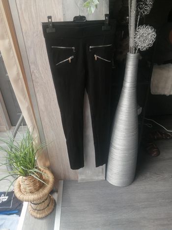 Pantalon noir Taille S